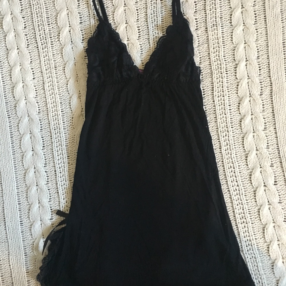 AviaLove black lingerie slip